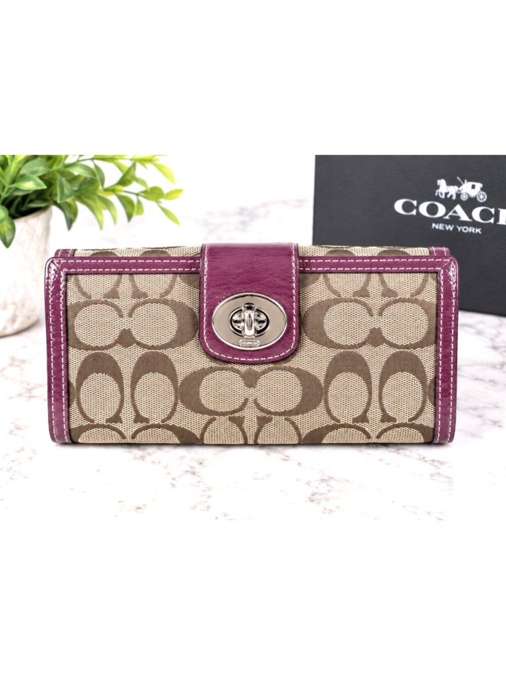 Coach Signature C Turnlock Continental Wallet Khaki Plum Patent Leather